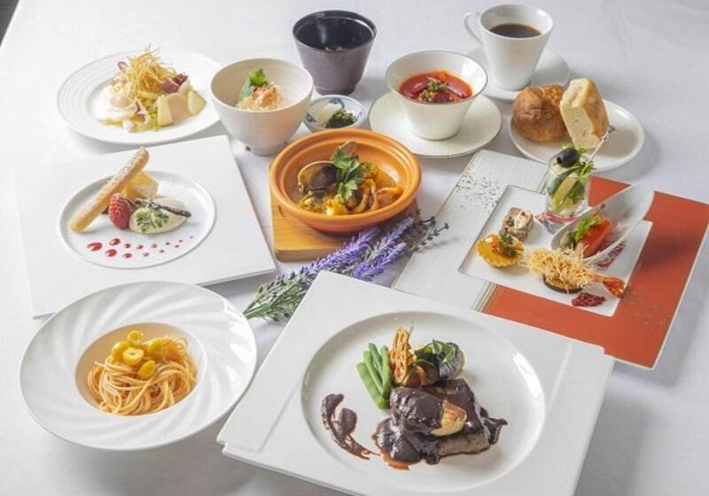 酒店 La Vista Furano Hills Hot Springs