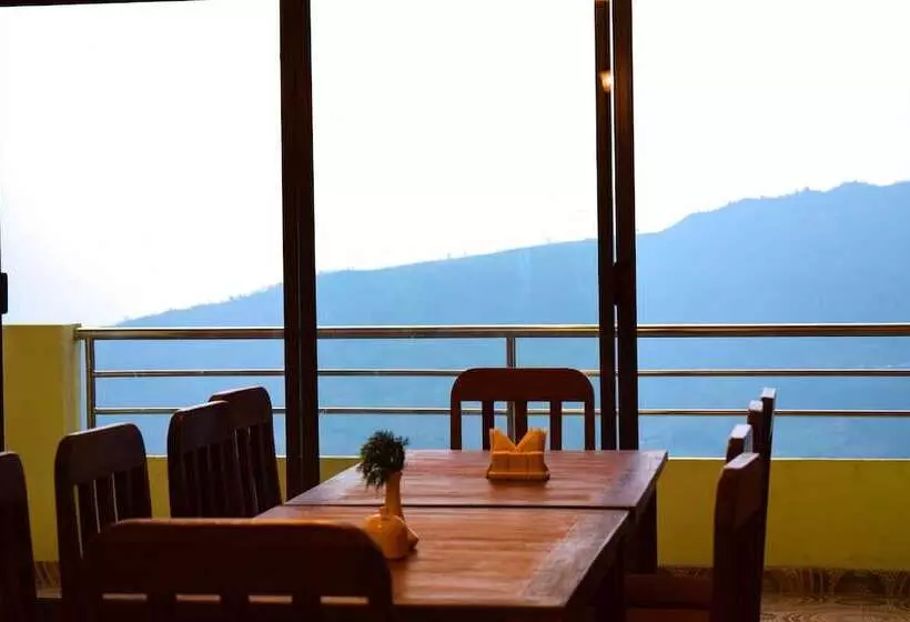 هتل Nagarkot Inn
