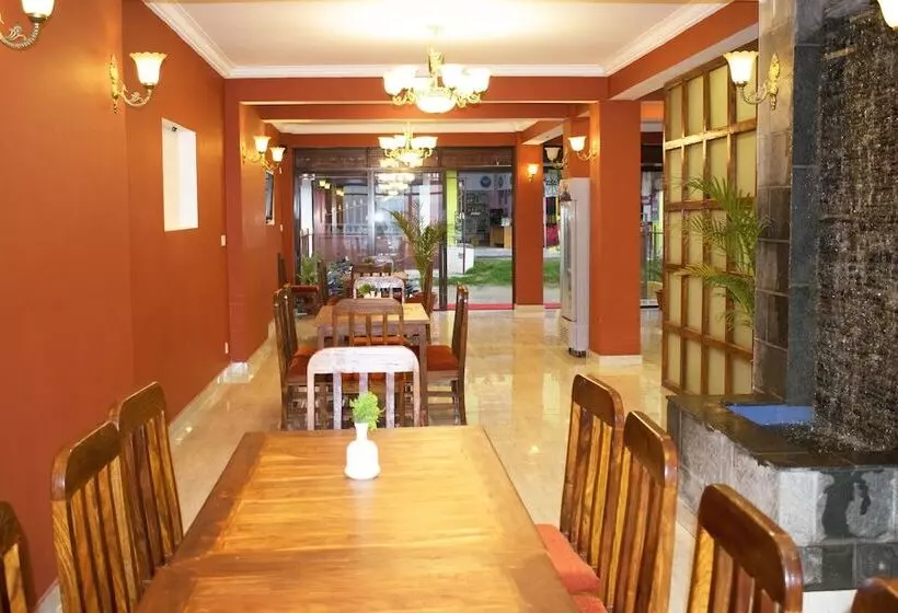 هتل Nagarkot Inn