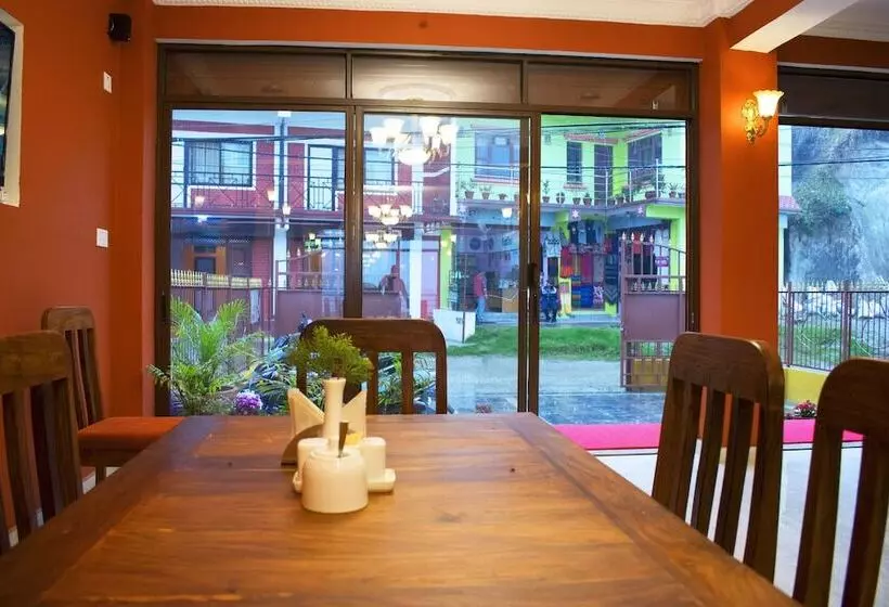 هتل Nagarkot Inn