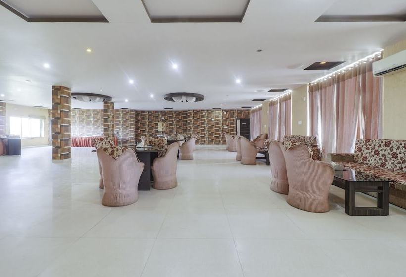 ホテル Shiv Villas By Oyo Rooms