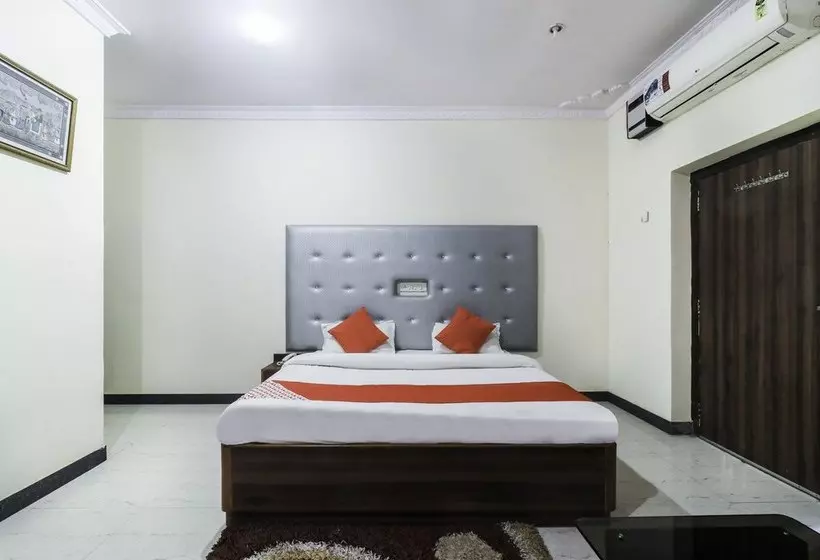 ホテル Shiv Villas By Oyo Rooms