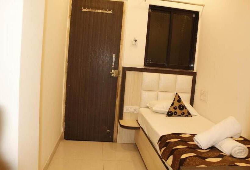 هتل Shri Shiva Palace