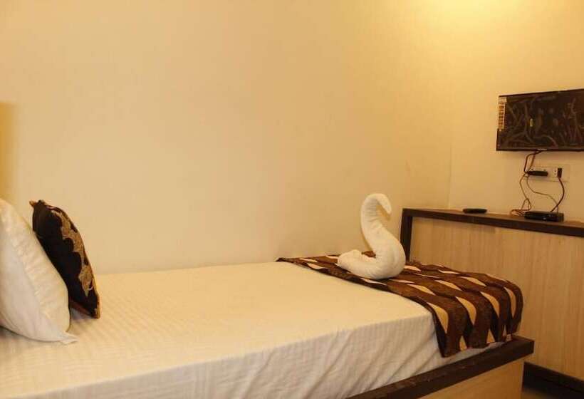 هتل Shri Shiva Palace