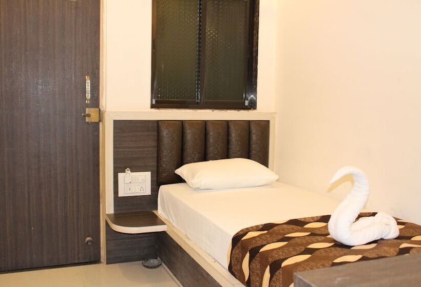 هتل Shri Shiva Palace