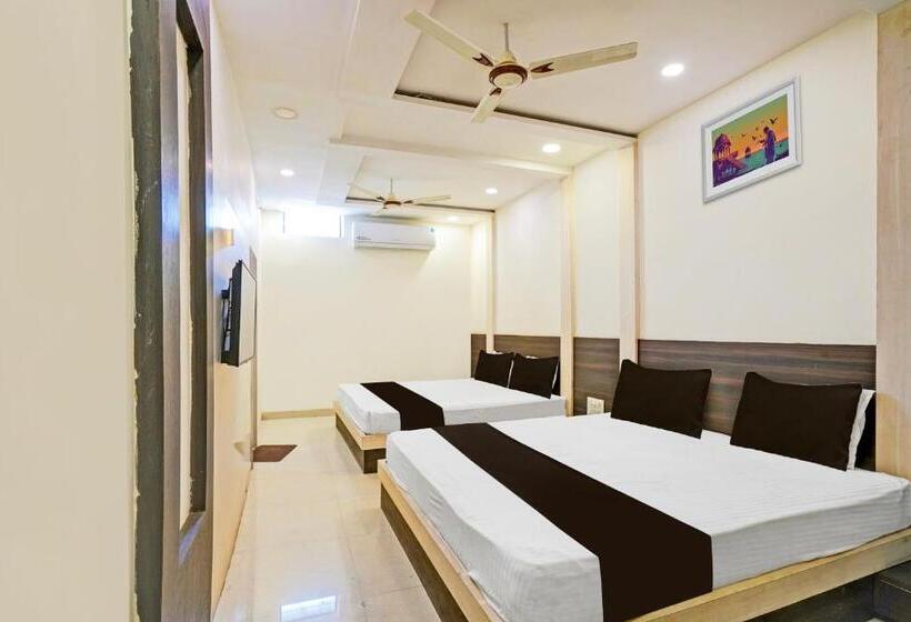 هتل Shri Shiva Palace