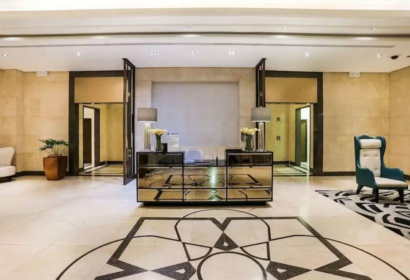 هتل The Venice Luxury Residences By Oyo Rooms
