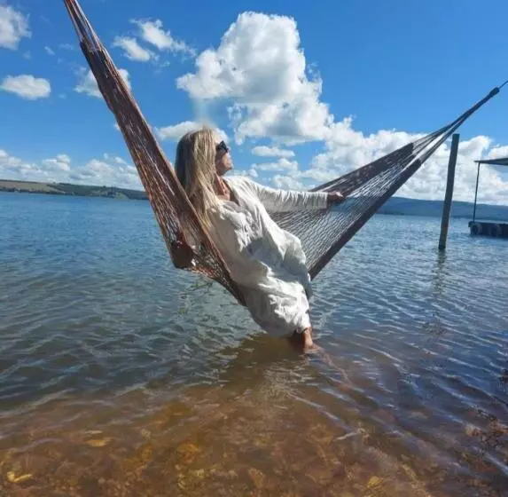 Majatalo Pousada Espelho D água Capitólio