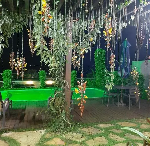 Majatalo Pousada Espelho D água Capitólio