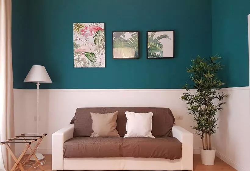 پانسیون Romantica Guest House