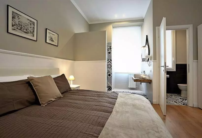 پانسیون Romantica Guest House