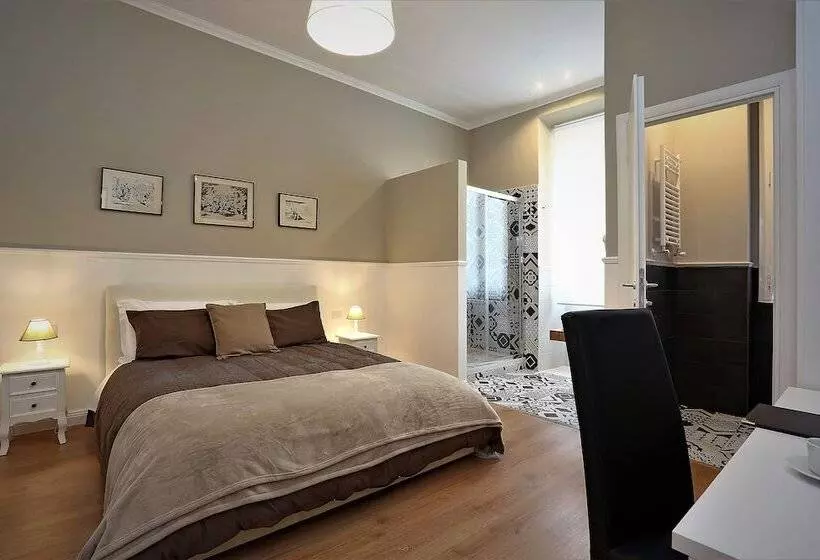 پانسیون Romantica Guest House