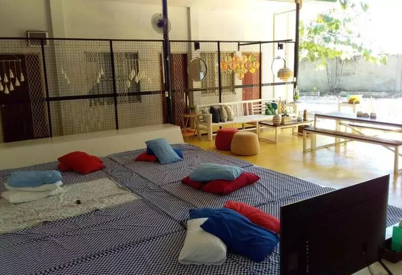 ユースホステル Moho