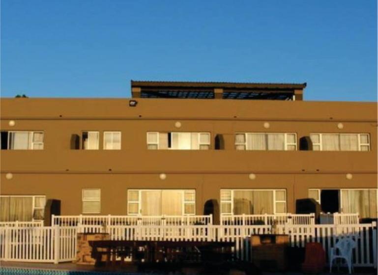 تختخواب و صبحانه Falling Waters Guest House