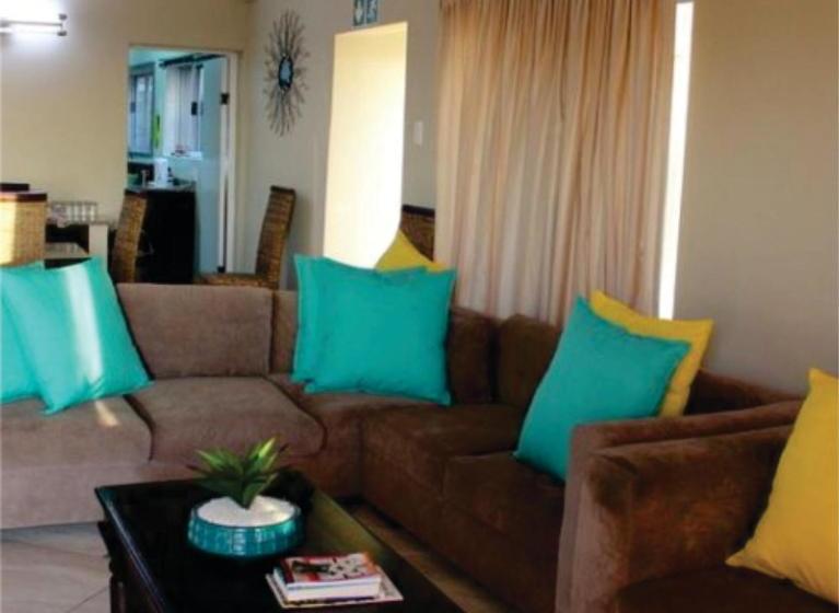 تختخواب و صبحانه Falling Waters Guest House