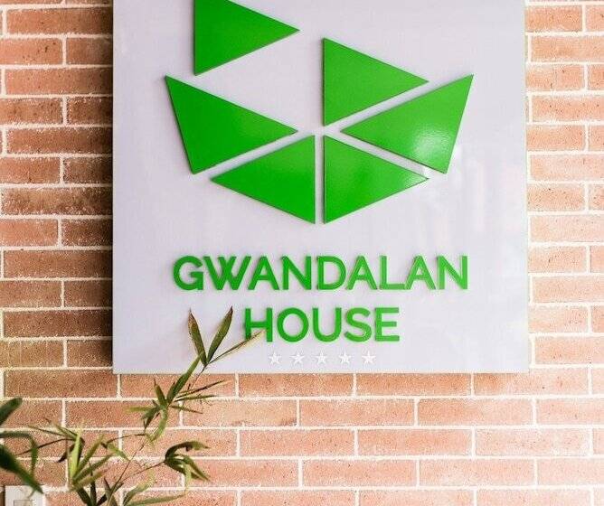 민박 Gwandalan House