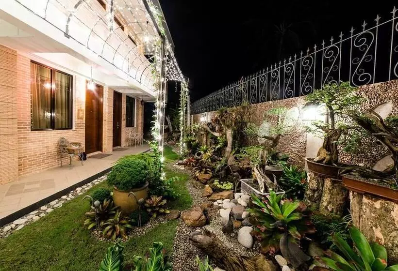 ベッドアンドブレックファースト Gwandalan House