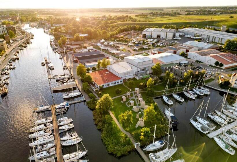 مبيت وإفطار Slube Am Yachthafen Greifswald