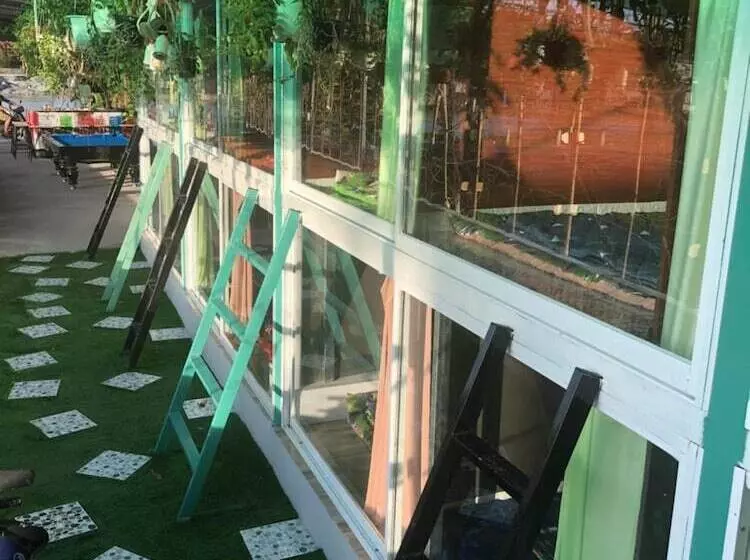 Can Tho Riverside Hostel