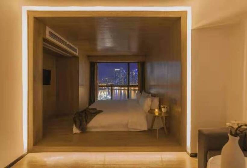 De La Reine Bar & Spa Hotel Guangzhou