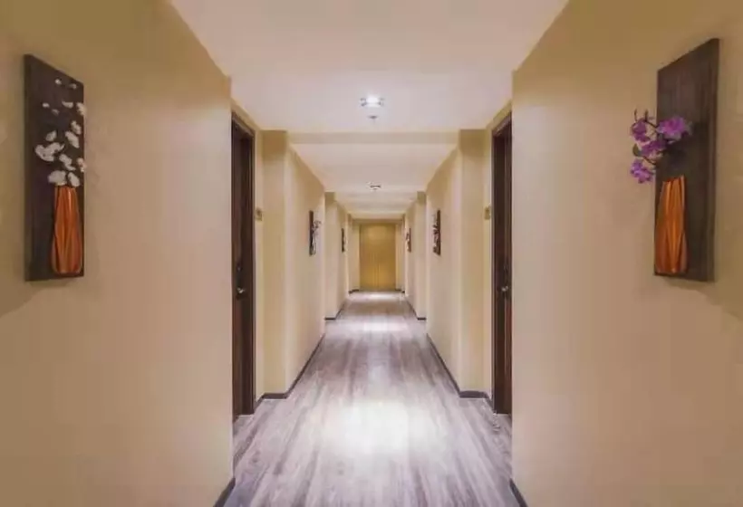 De La Reine Bar & Spa Hotel Guangzhou