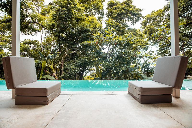 فندق Akwa Santa Teresa Ocean View Villas & Rooms