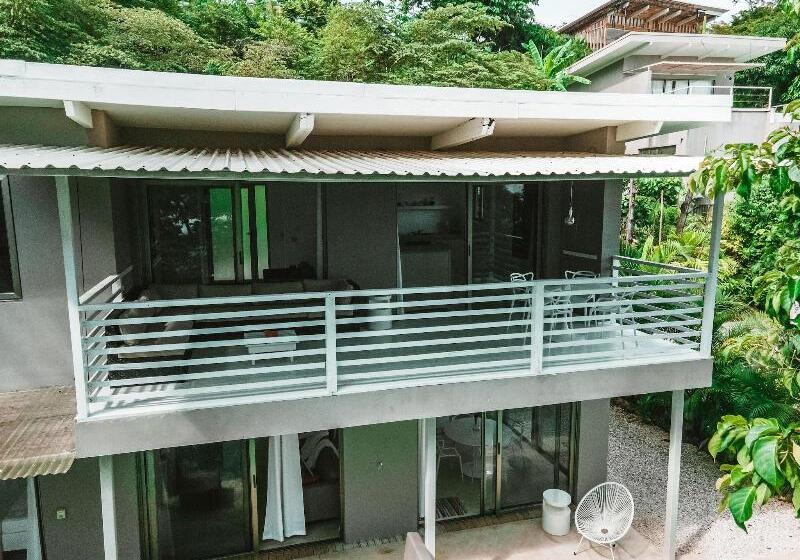 فندق Akwa Santa Teresa Ocean View Villas & Rooms