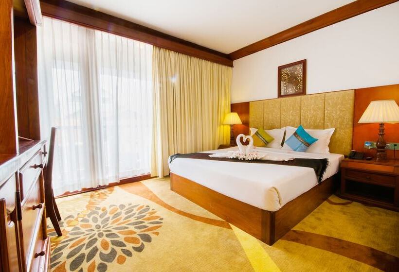 هتل Angkor Year Theme