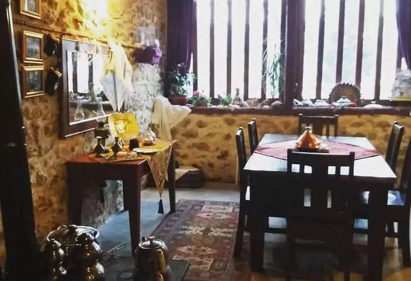 ホテル Boncuk Konak