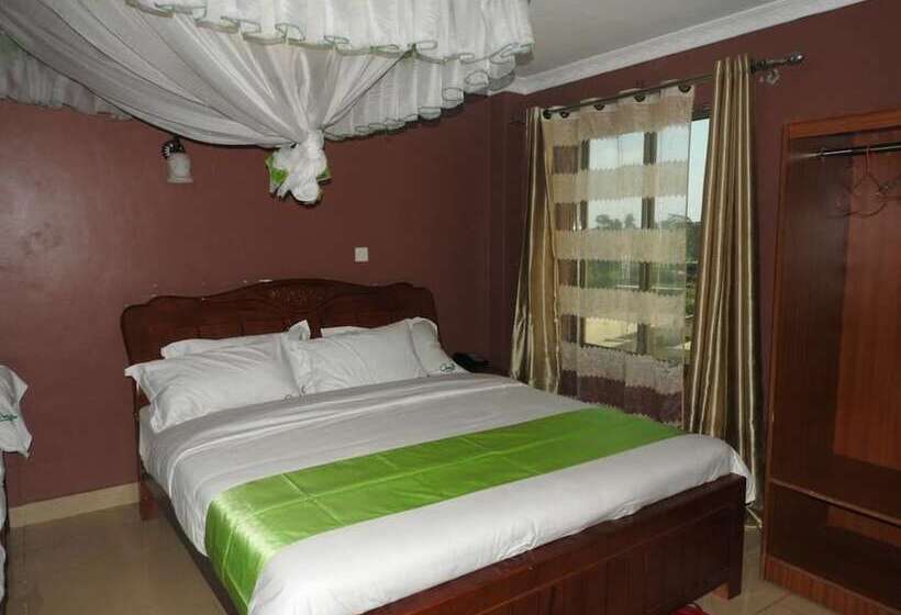 هتل Omega Gardens