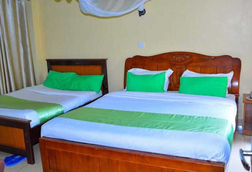 هتل Omega Gardens