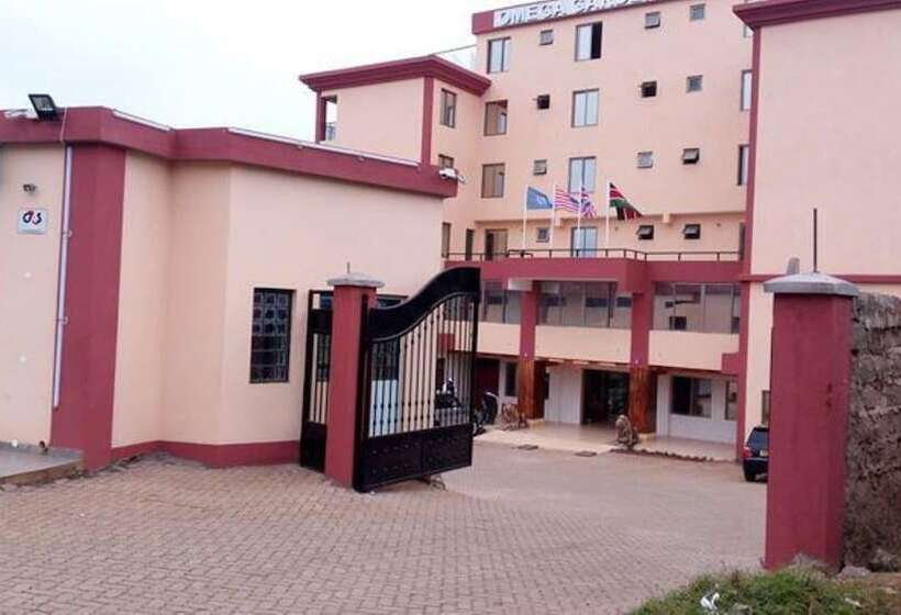 هتل Omega Gardens