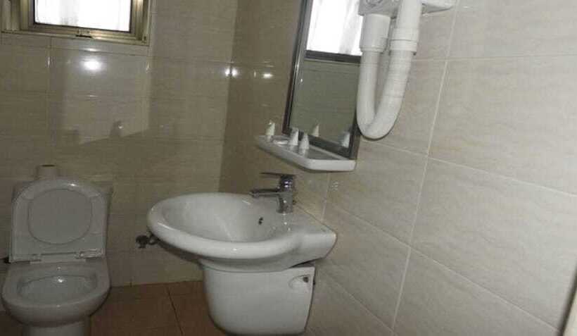 هتل Omega Gardens