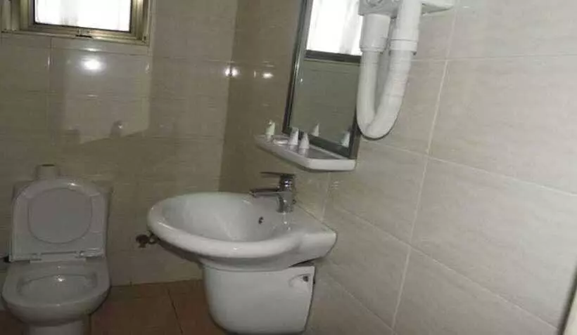 هتل Omega Gardens