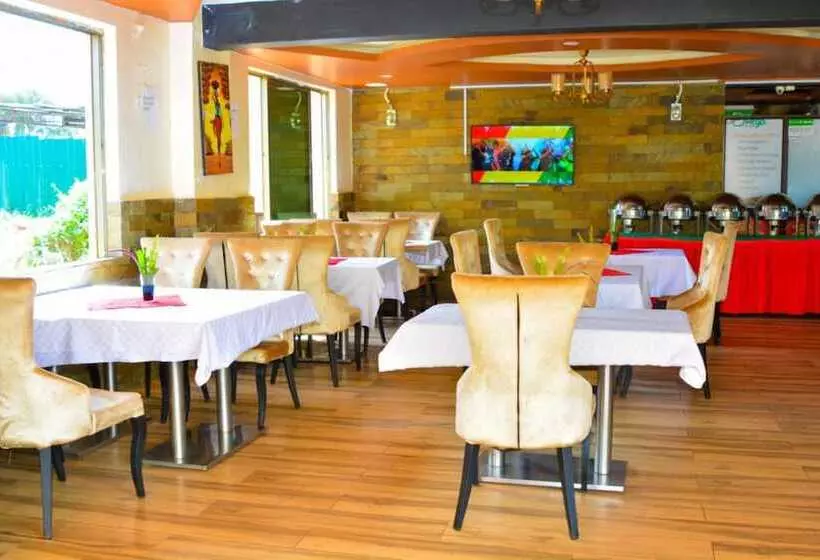 هتل Omega Gardens