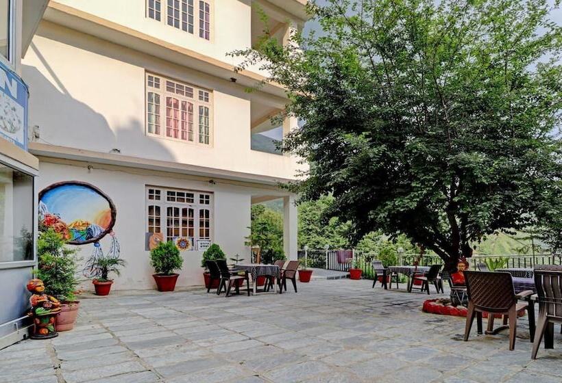 هتل Sky Heaven Resort