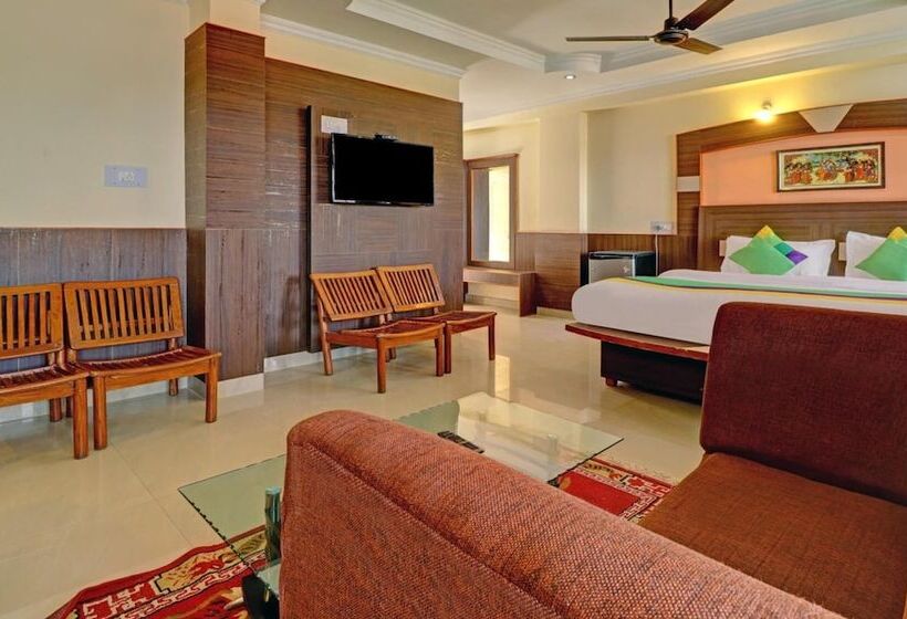 هتل Sky Heaven Resort