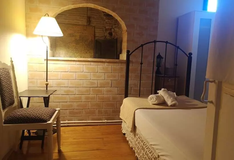 Ayvalik Sarigelin Pansiyon