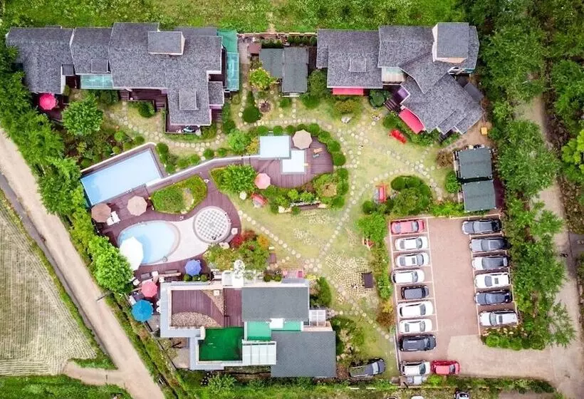 Gyeongju Orsay Pension