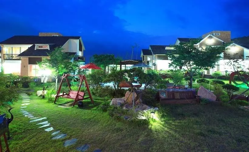 Gyeongju Orsay Pension