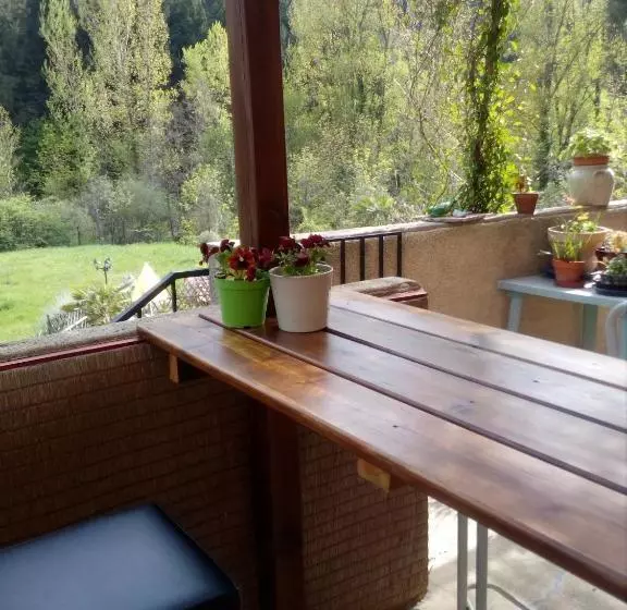 Hotelli Auberge De Barnas