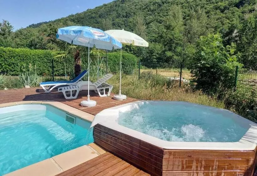 Hotelli Auberge De Barnas