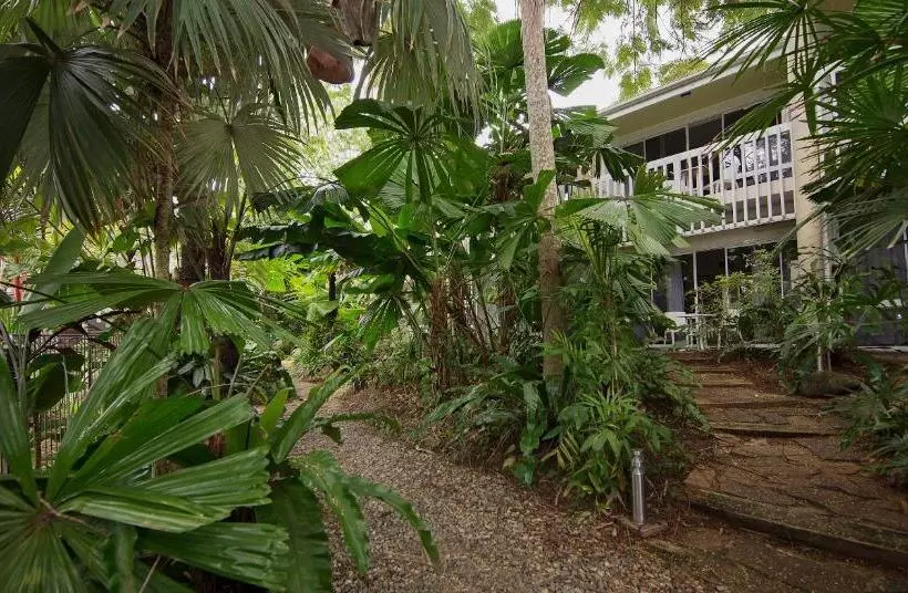 Hotelli Rainforest Castaways Resort And Spa