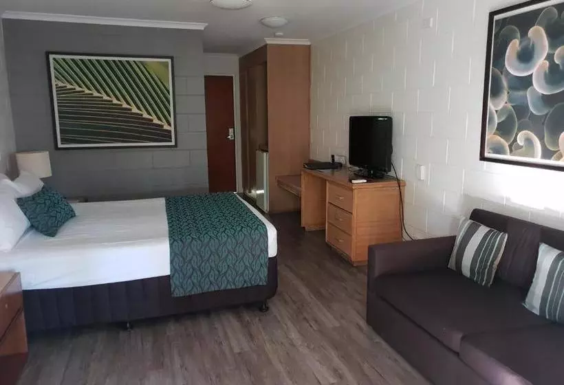 Hotelli Rainforest Castaways Resort And Spa