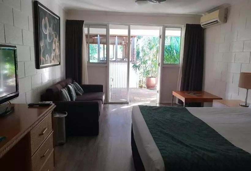 Hotelli Rainforest Castaways Resort And Spa