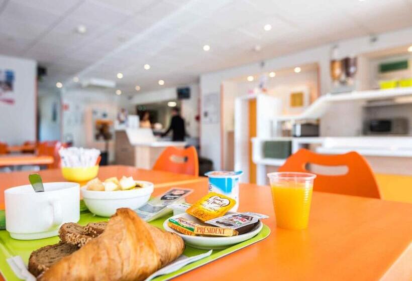 בית מלון כפרי Ibis Budget Amberieu En Bugey/chateau Gaillard A42