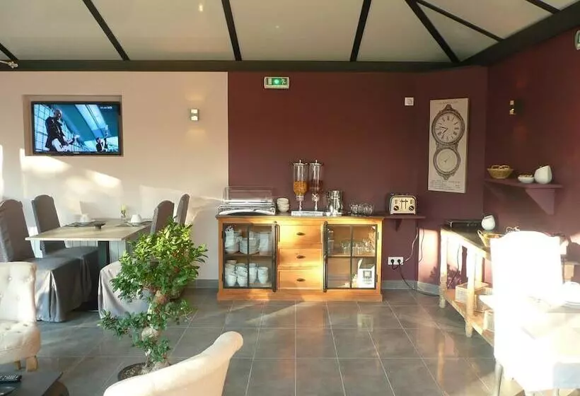 Hotelli Le Saint Aubin