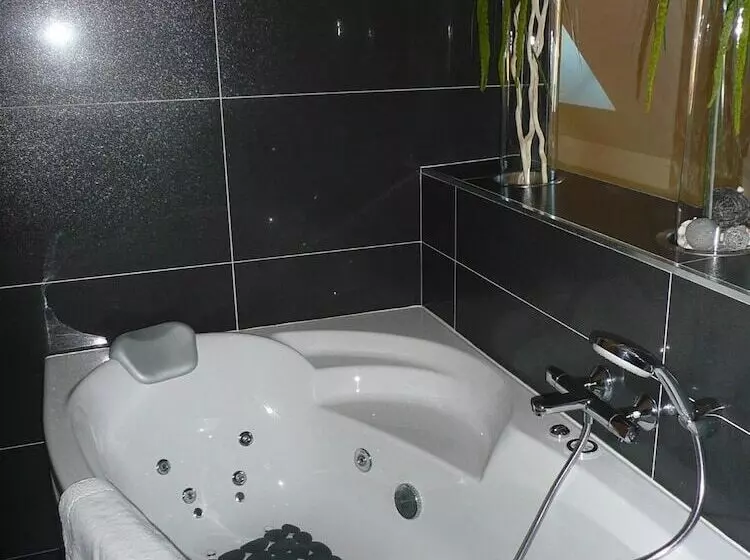 Hotelli Le Saint Aubin