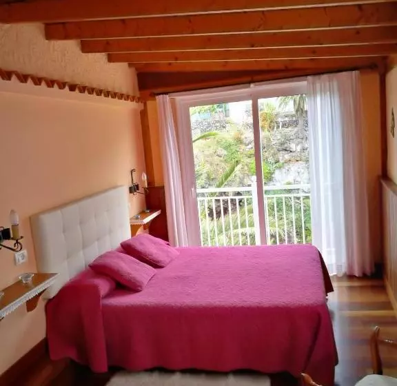 Charming House In Buenavista Del Norte With Shared Pool