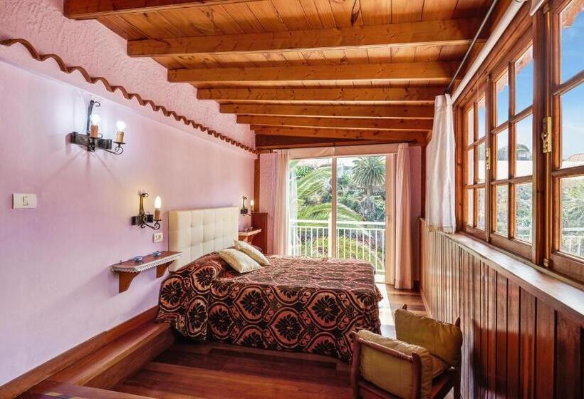 Charming House In Buenavista Del Norte With Shared Pool